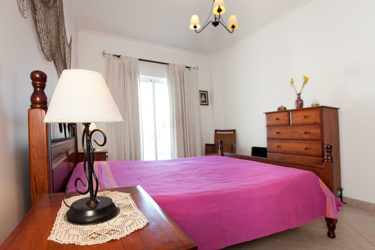 Os Apartamentos A Ramos Na Praia Da Gale Estao Inserido Em Condominio Com Piscina, Fica Apenas A 350 Metros Da Praia Da Gale - Apartamentos Com Ar Condicionado Tanto Nos Quartos Como Na Sala, Smart Tv Com Prime Video E Cozinha Completa Albufeira Exterior foto