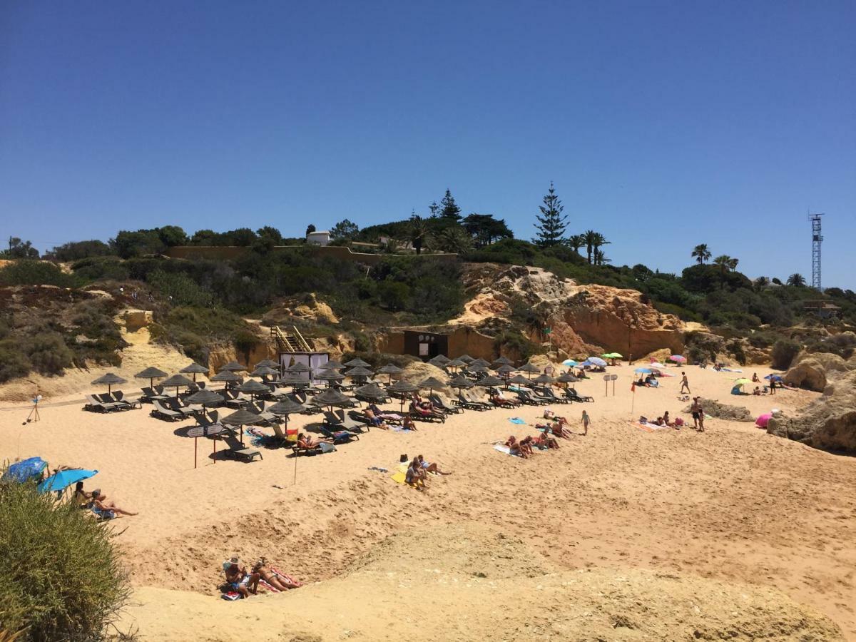 Os Apartamentos A Ramos Na Praia Da Gale Estao Inserido Em Condominio Com Piscina, Fica Apenas A 350 Metros Da Praia Da Gale - Apartamentos Com Ar Condicionado Tanto Nos Quartos Como Na Sala, Smart Tv Com Prime Video E Cozinha Completa Albufeira Exterior foto